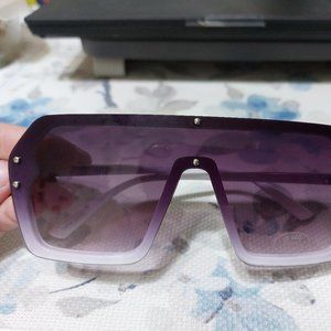 Big Trendy Stylish 400 UV Ultraviolet Protection Sunglasses